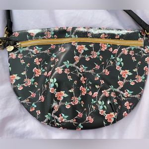 Clare V. Floral Grande Fanny - RARE
